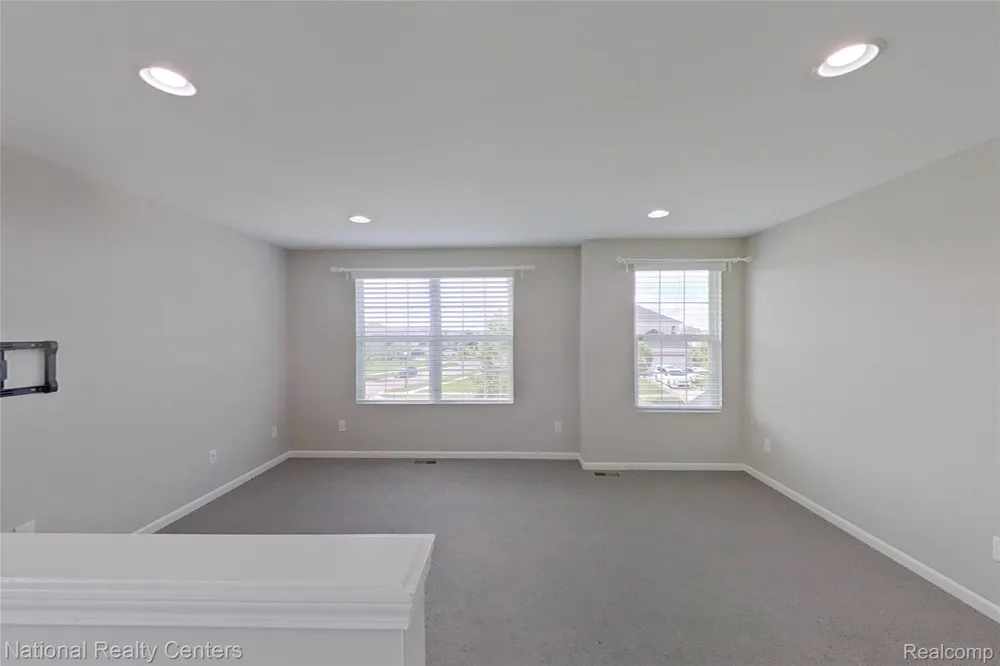 58180 Jonagold Lane Lyon Charter Township, MI 48165