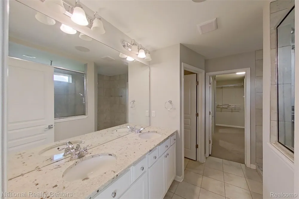 58180 Jonagold Lane Lyon Charter Township, MI 48165