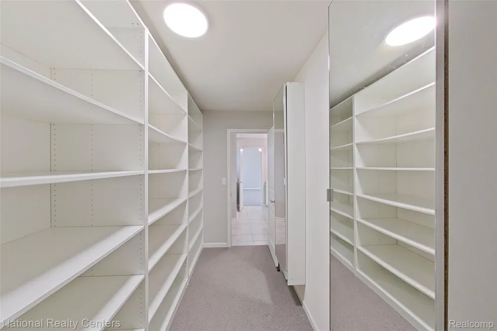 58180 Jonagold Lane Lyon Charter Township, MI 48165