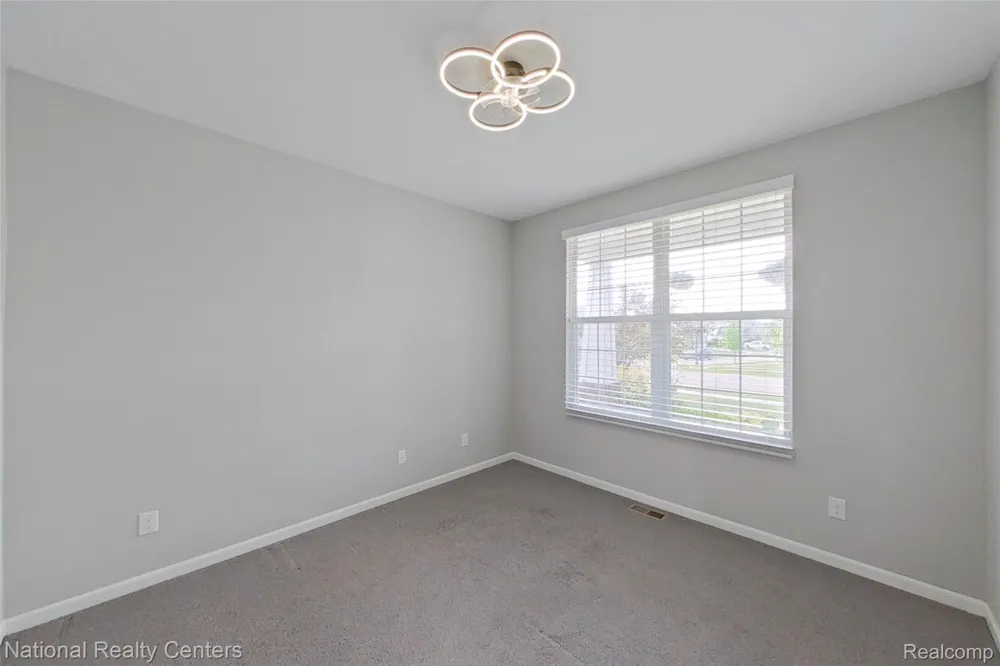 58180 Jonagold Lane Lyon Charter Township, MI 48165