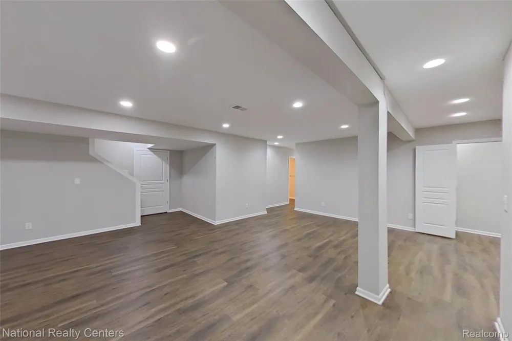 58180 Jonagold Lane Lyon Charter Township, MI 48165