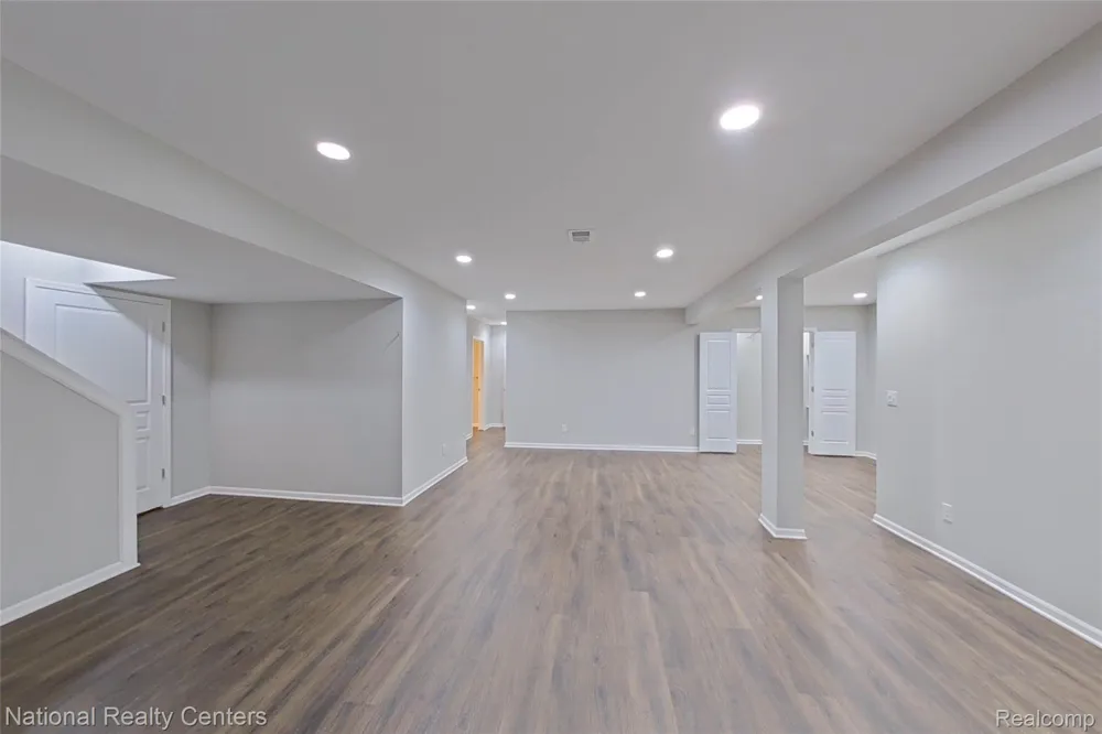 58180 Jonagold Lane Lyon Charter Township, MI 48165