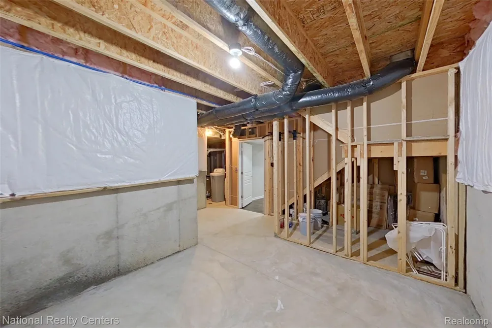58180 Jonagold Lane Lyon Charter Township, MI 48165