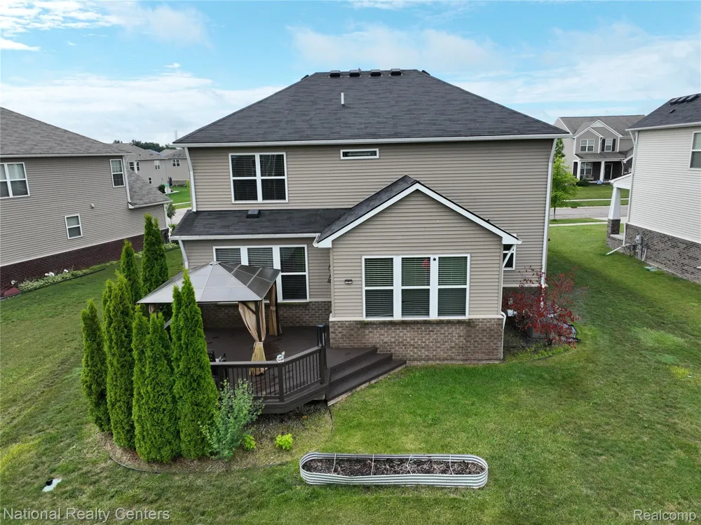 58180 Jonagold Lane Lyon Charter Township, MI 48165