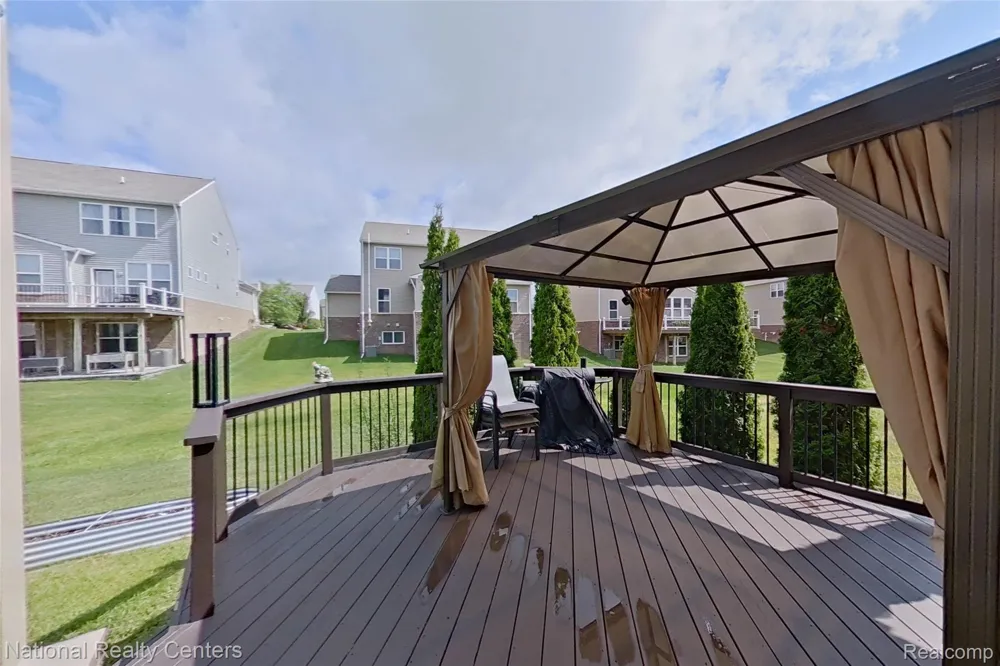 58180 Jonagold Lane Lyon Charter Township, MI 48165