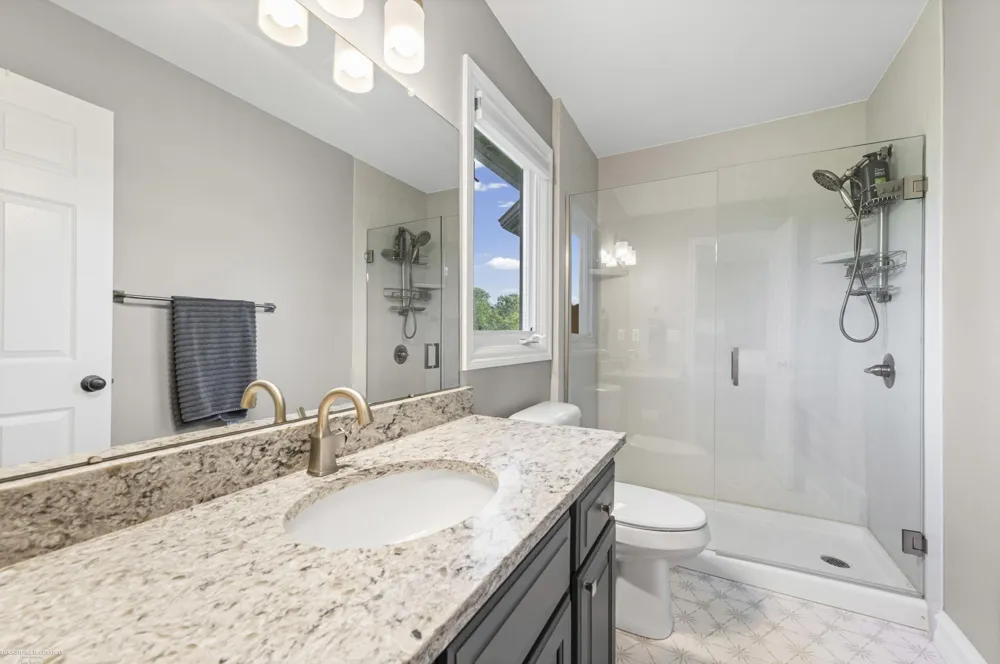 68242 Lake Angela Pointe Street Richmond City, MI 48062