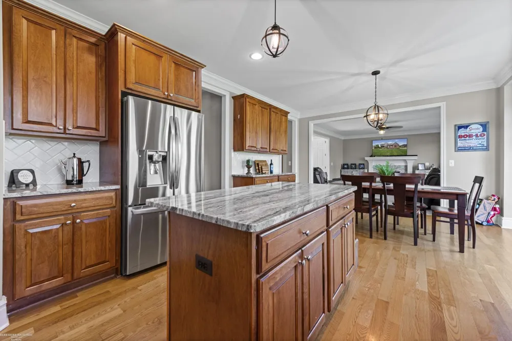 68242 Lake Angela Pointe Street Richmond City, MI 48062