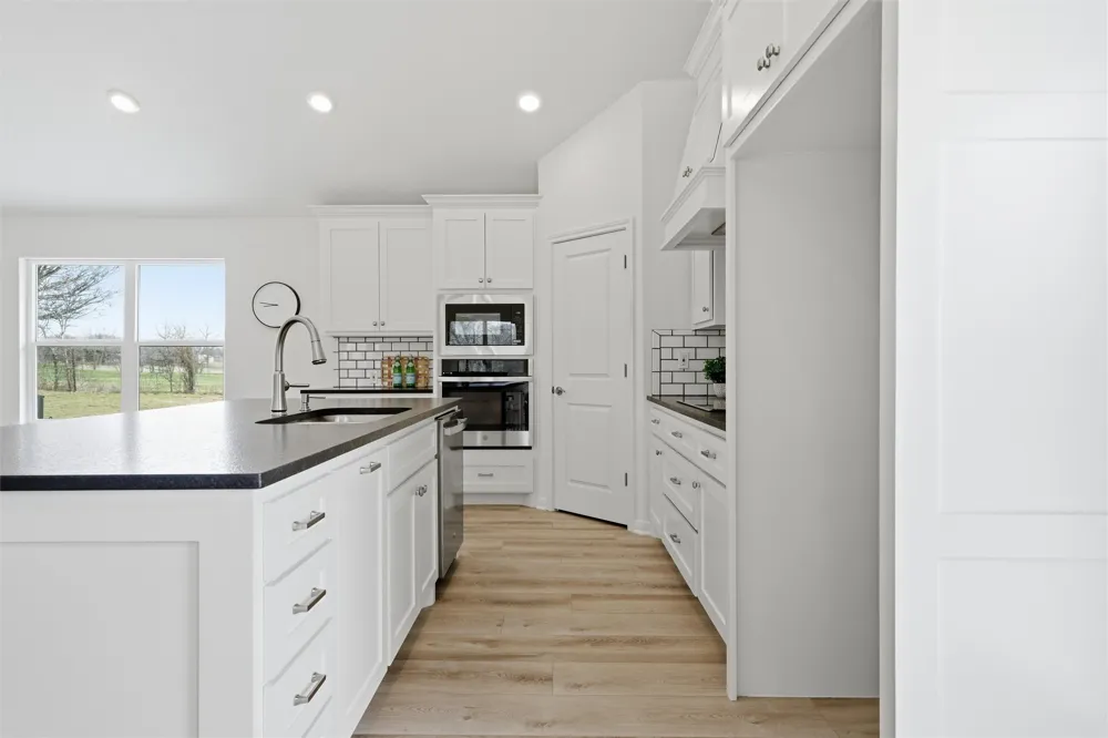 2303 Pilgrim Lane Lorena, TX 76655