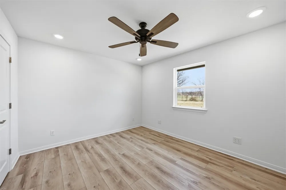 2303 Pilgrim Lane Lorena, TX 76655