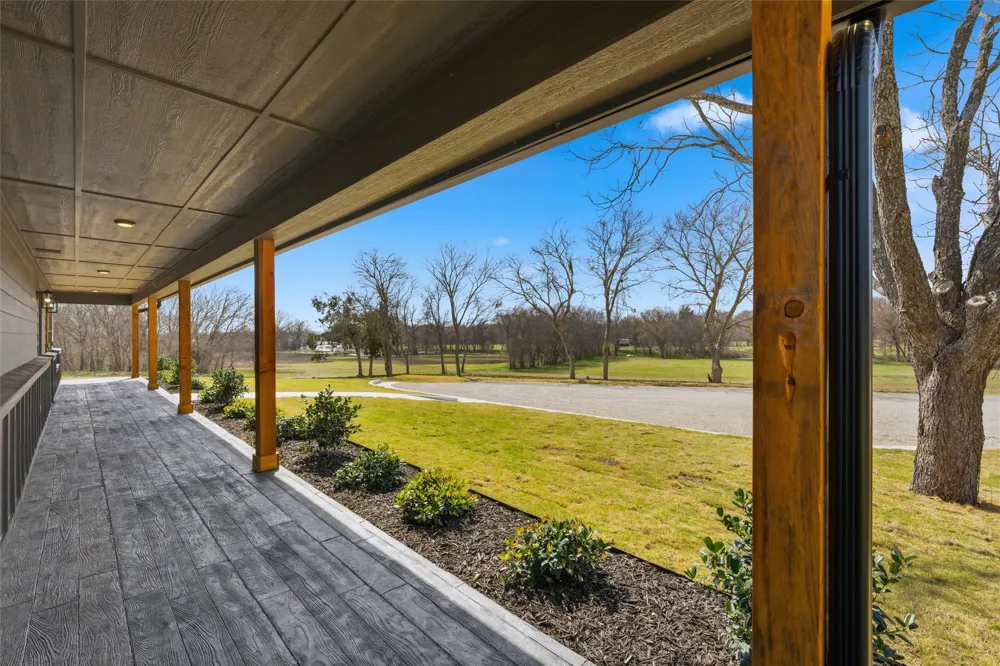 2303 Pilgrim Lane Lorena, TX 76655