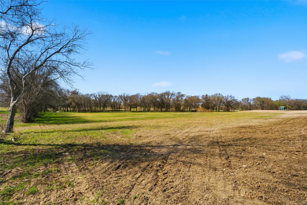 2303 Pilgrim Lane Lorena, TX 76655