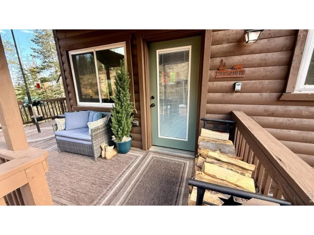3689 ottawa Way Red Feather Lakes, CO 80545