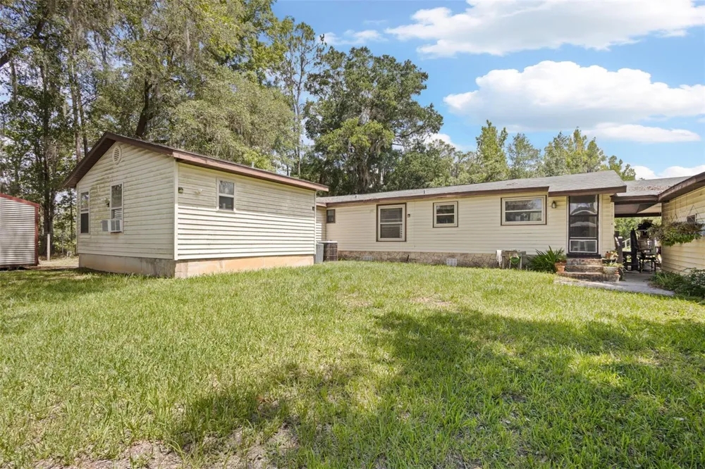 604 W MARKET ROAD Starke, FL 32091
