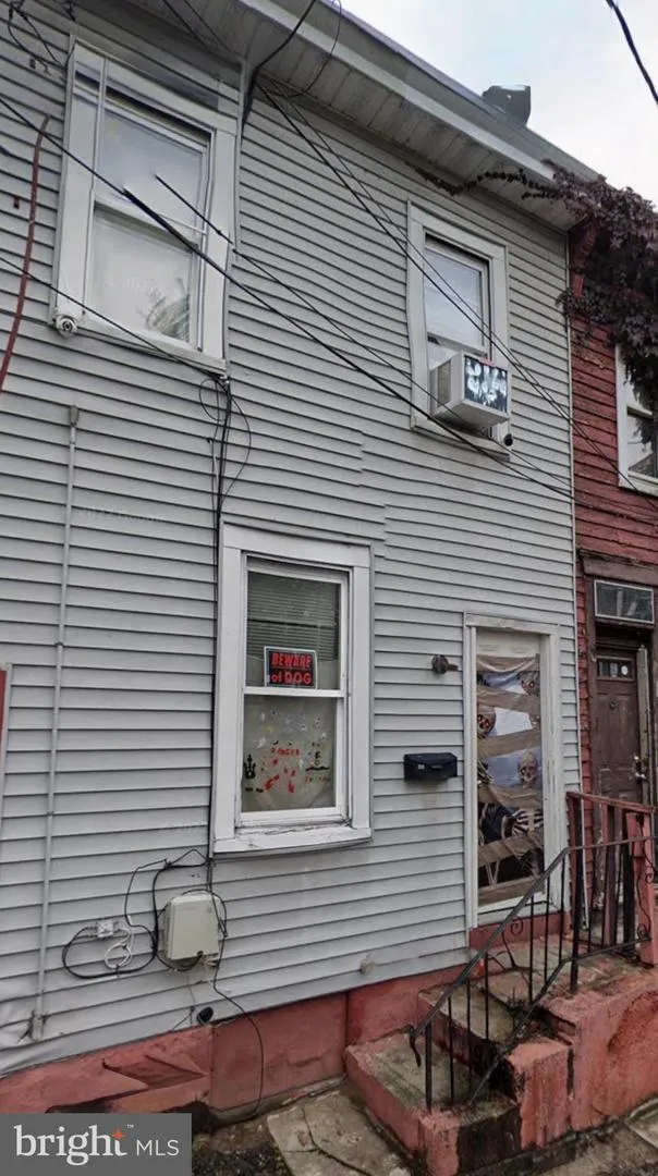 233 HILLS Trenton, NJ 08611