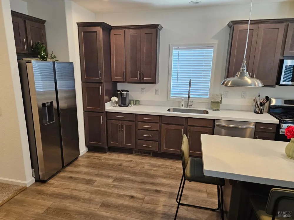 3142 Loretta Way ##27 Santa Rosa, CA 95403