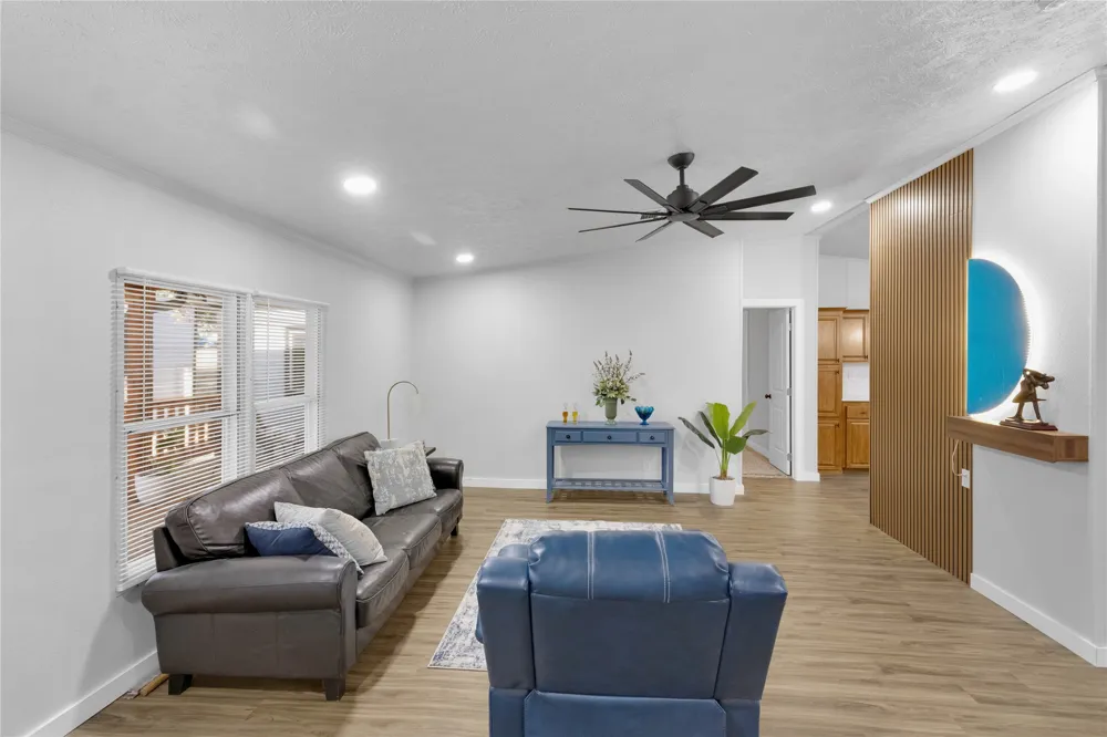 10595 Northlake Circle Kemp, TX 75143