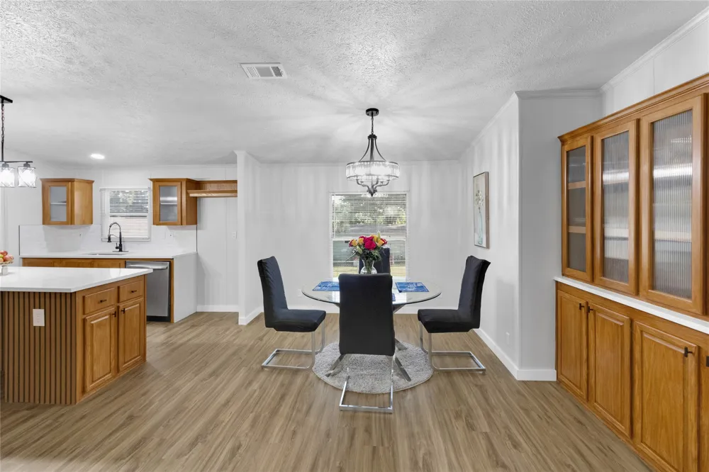 10595 Northlake Circle Kemp, TX 75143