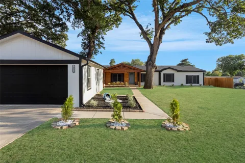 10595 Northlake Circle