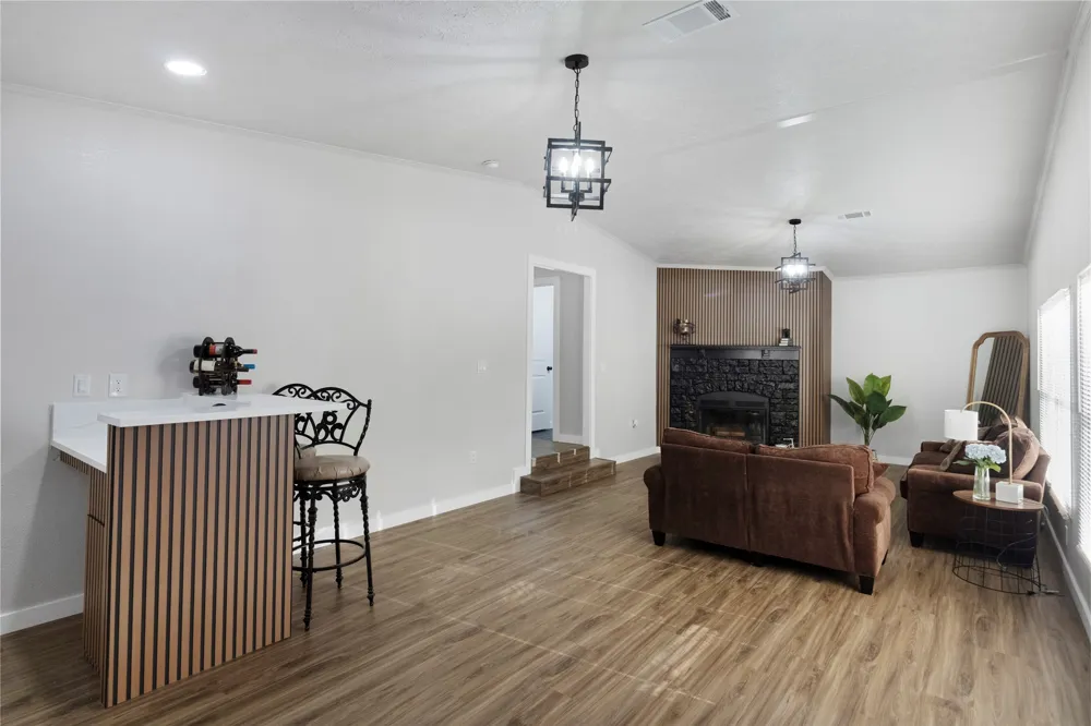 10595 Northlake Circle Kemp, TX 75143