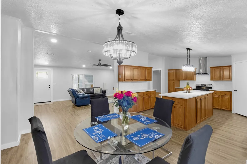 10595 Northlake Circle Kemp, TX 75143