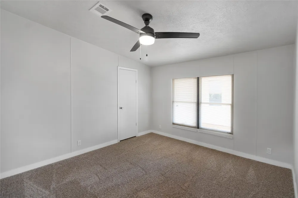 10595 Northlake Circle Kemp, TX 75143