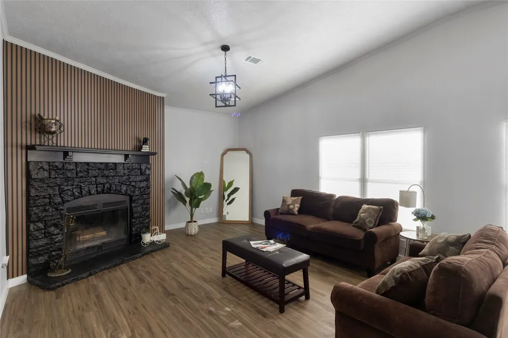 10595 Northlake Circle Kemp, TX 75143