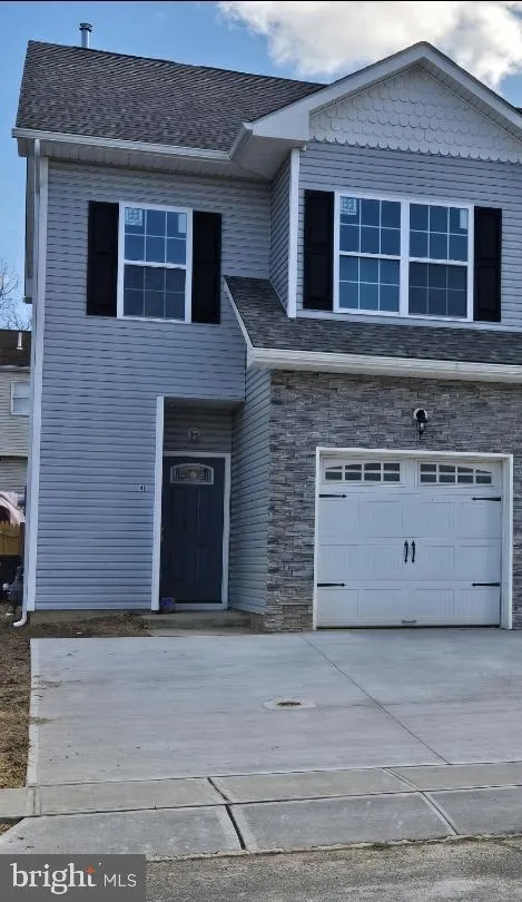 40 RUSSEL SMITH Lawrence, NJ 08648