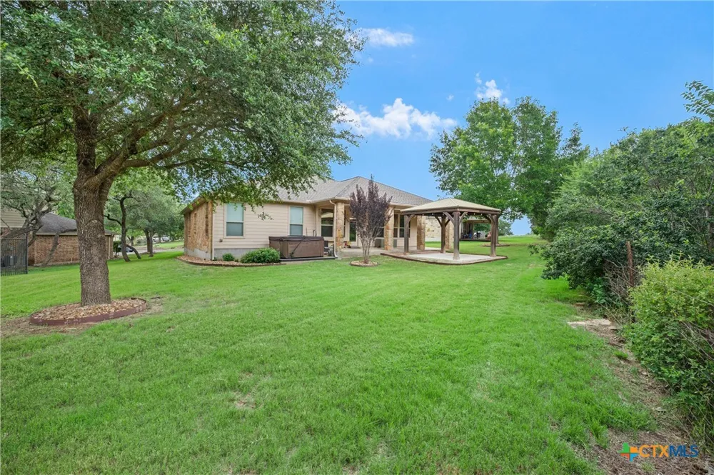 1036 San Pedro New Braunfels, TX 78132