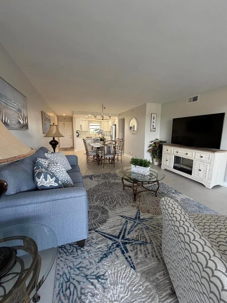 1160 Hillsboro Mile #604 Hillsboro Beach, FL 33062