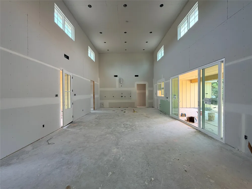 Cecil Court Poolville, TX 76487