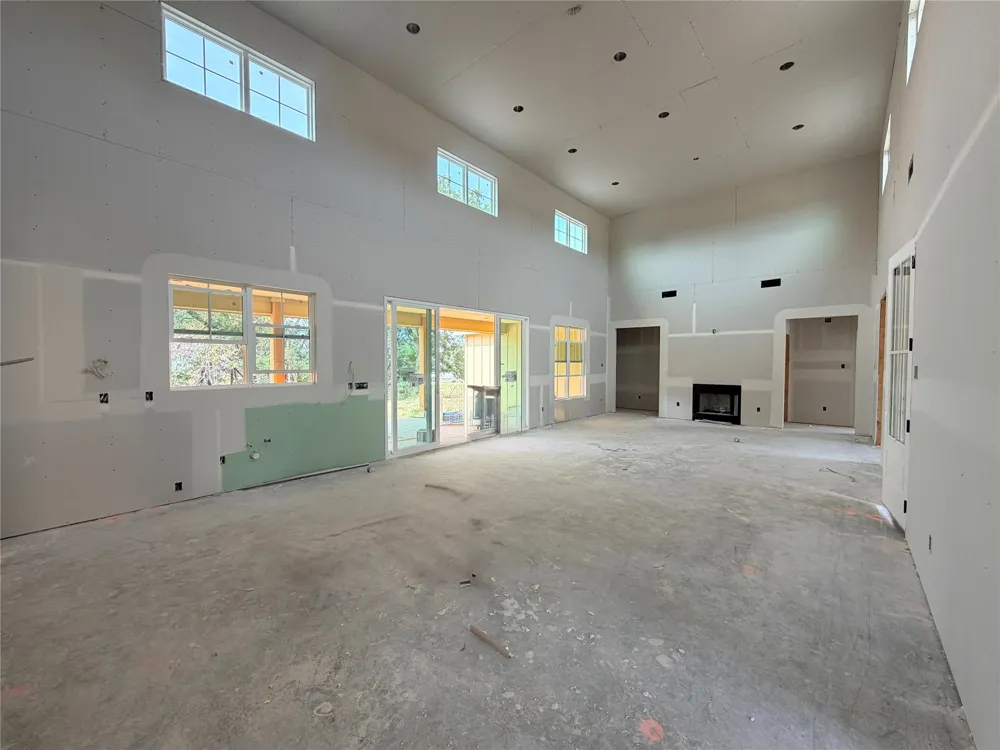 Cecil Court Poolville, TX 76487