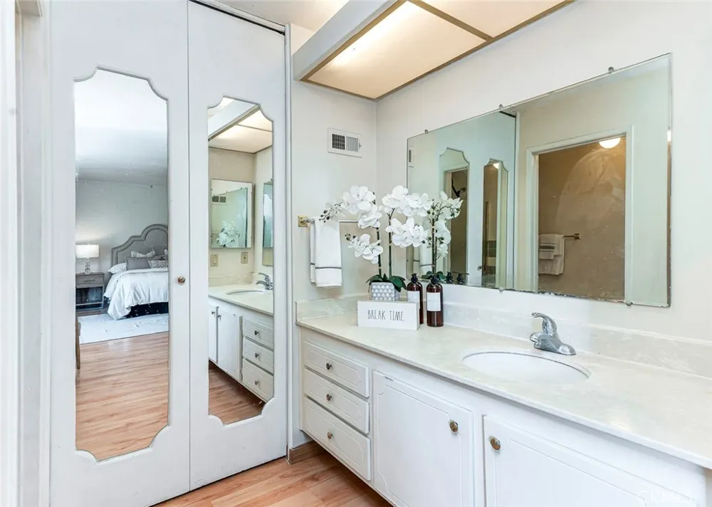 8237 Henshaw Buena Park, CA 90621