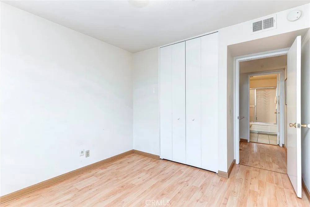8237 Henshaw Buena Park, CA 90621