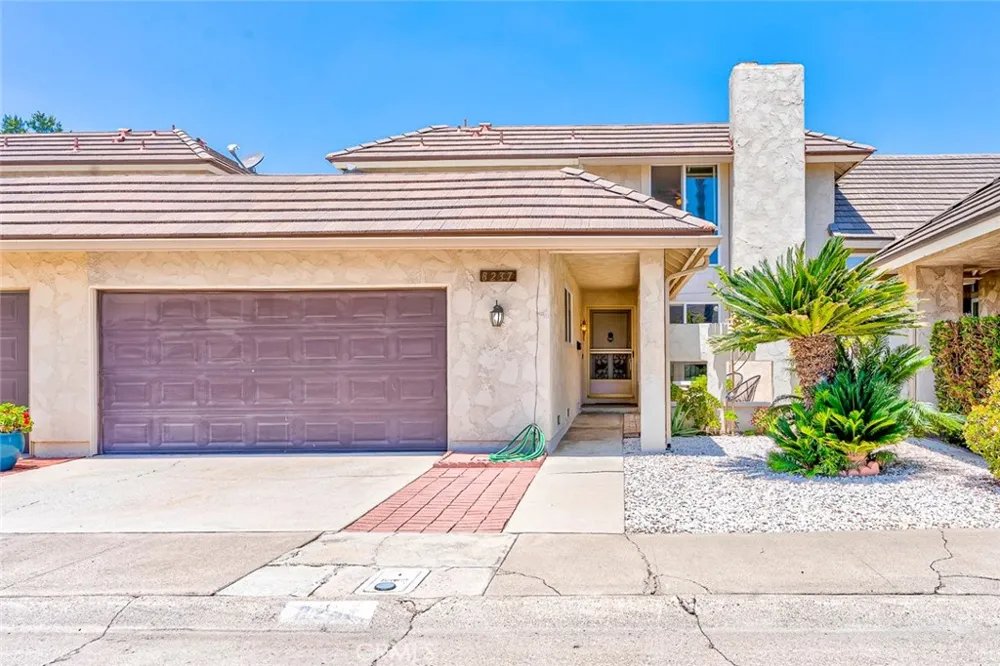 8237 Henshaw Buena Park, CA 90621