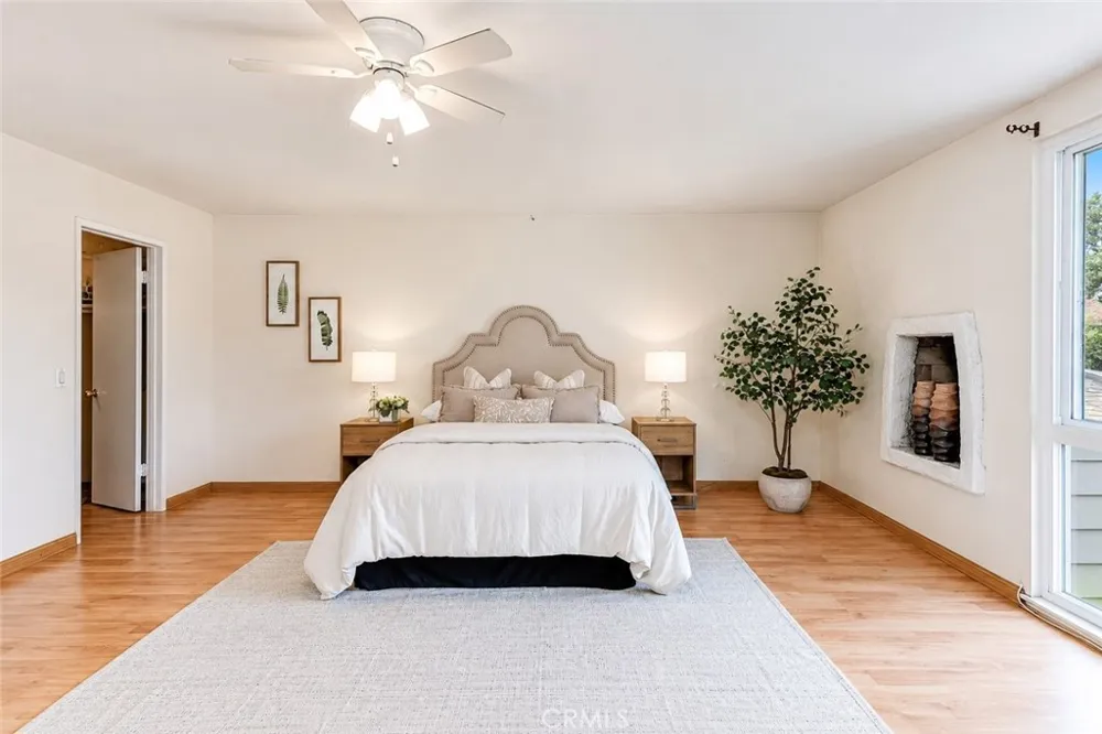 8237 Henshaw Buena Park, CA 90621