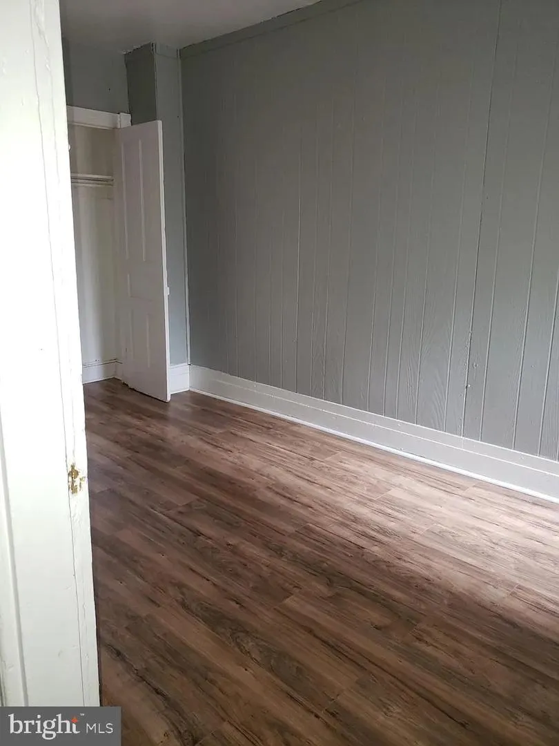 30 MONTGOMERY PLACE Trenton, NJ 08618