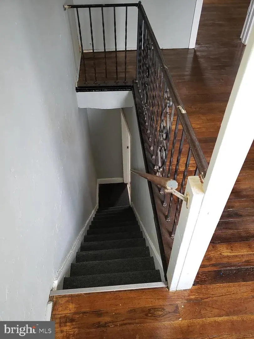 30 MONTGOMERY PLACE Trenton, NJ 08618