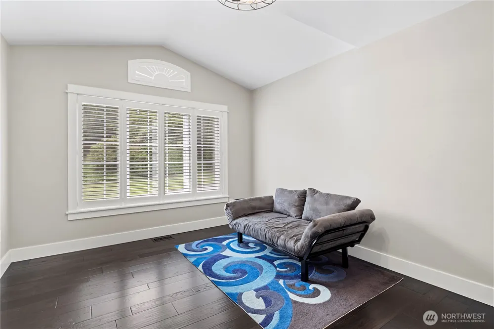 17313 187th Place SE Renton, WA 98058