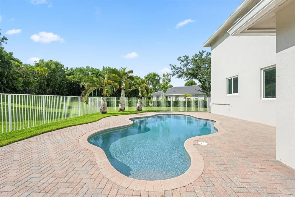 11158 Mainsail Court Wellington, FL 33449