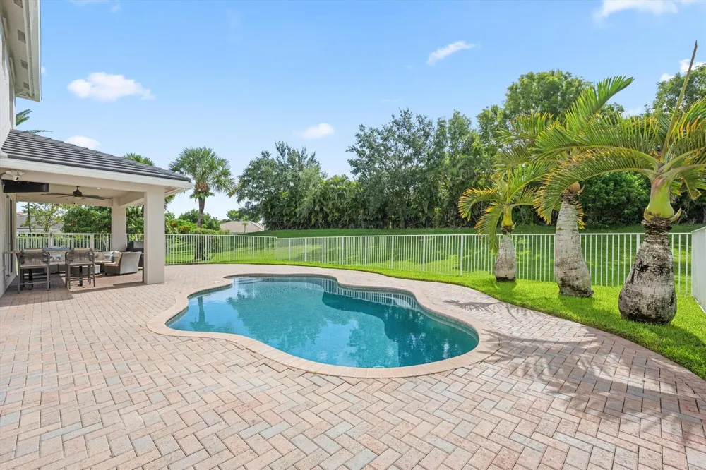 11158 Mainsail Court Wellington, FL 33449