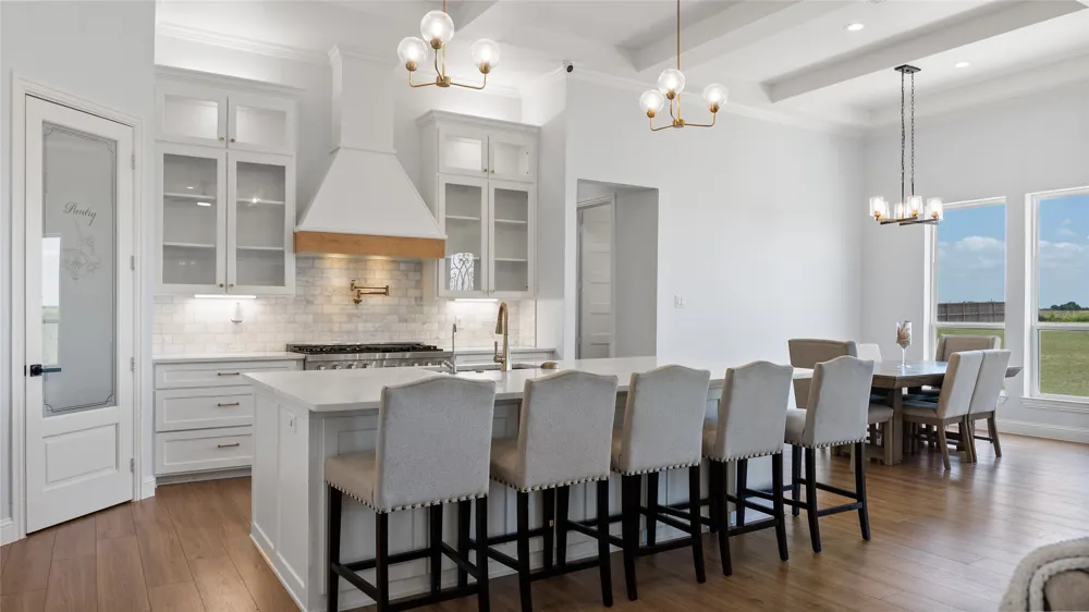 8224 Harvest Drive Grandview, TX 76050