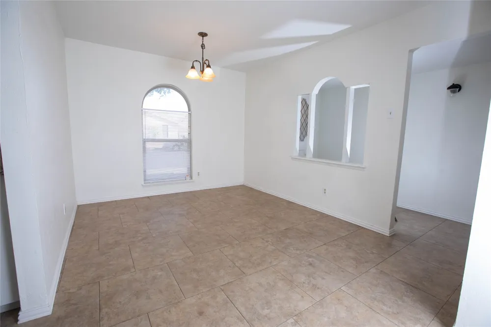 4705 Largo Trail Garland, TX 75044