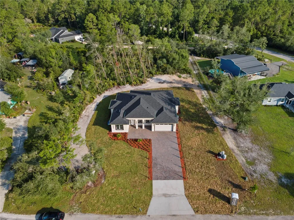 30643 APRICOT AVENUE Eustis, FL 32736