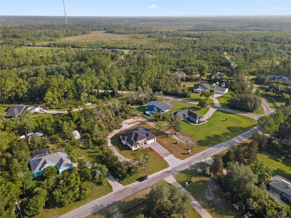 30643 APRICOT AVENUE Eustis, FL 32736