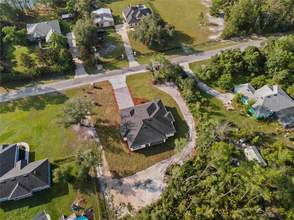 30643 APRICOT AVENUE Eustis, FL 32736