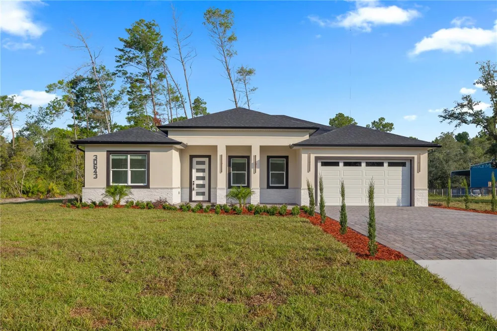 30643 APRICOT AVENUE Eustis, FL 32736