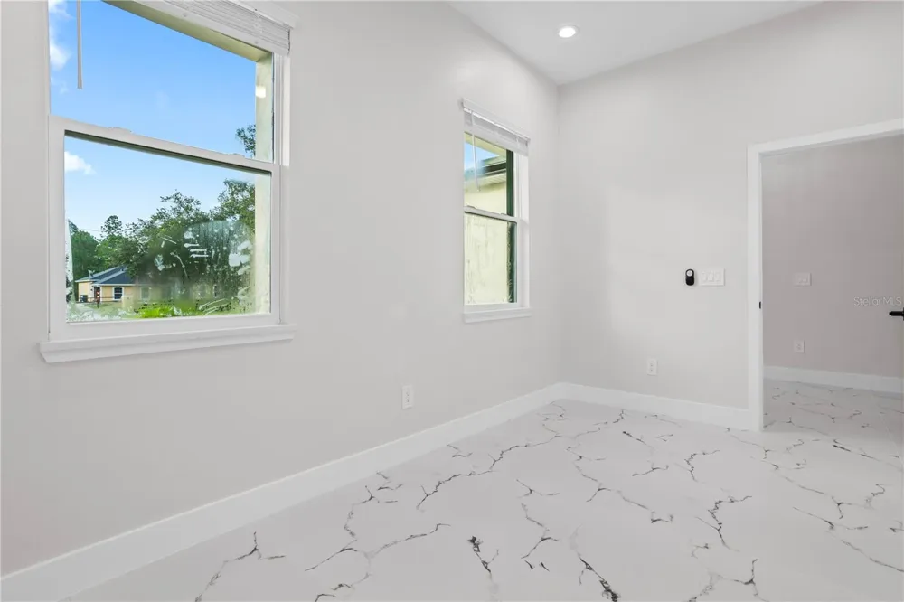 30643 APRICOT AVENUE Eustis, FL 32736