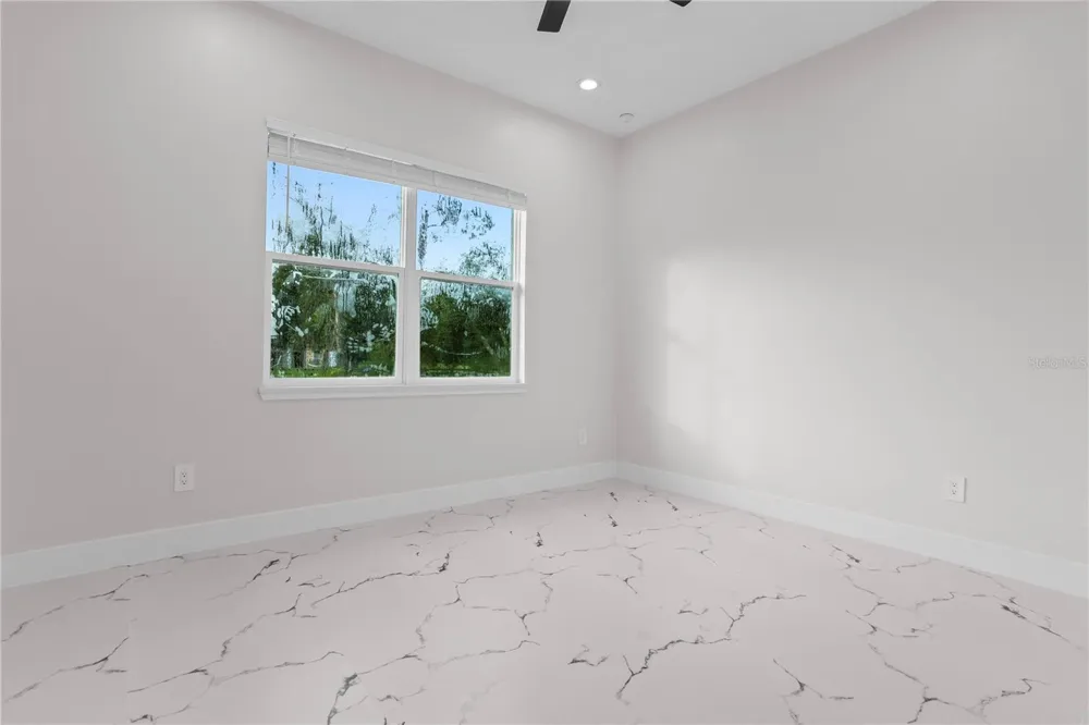 30643 APRICOT AVENUE Eustis, FL 32736