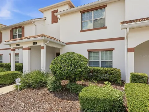 1562 MOON VALLEY DRIVE