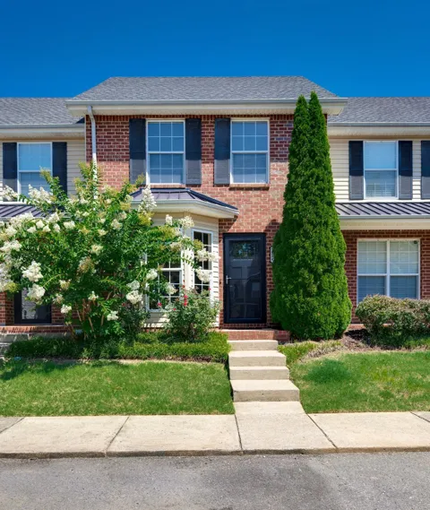 7214 Rosemary Ct